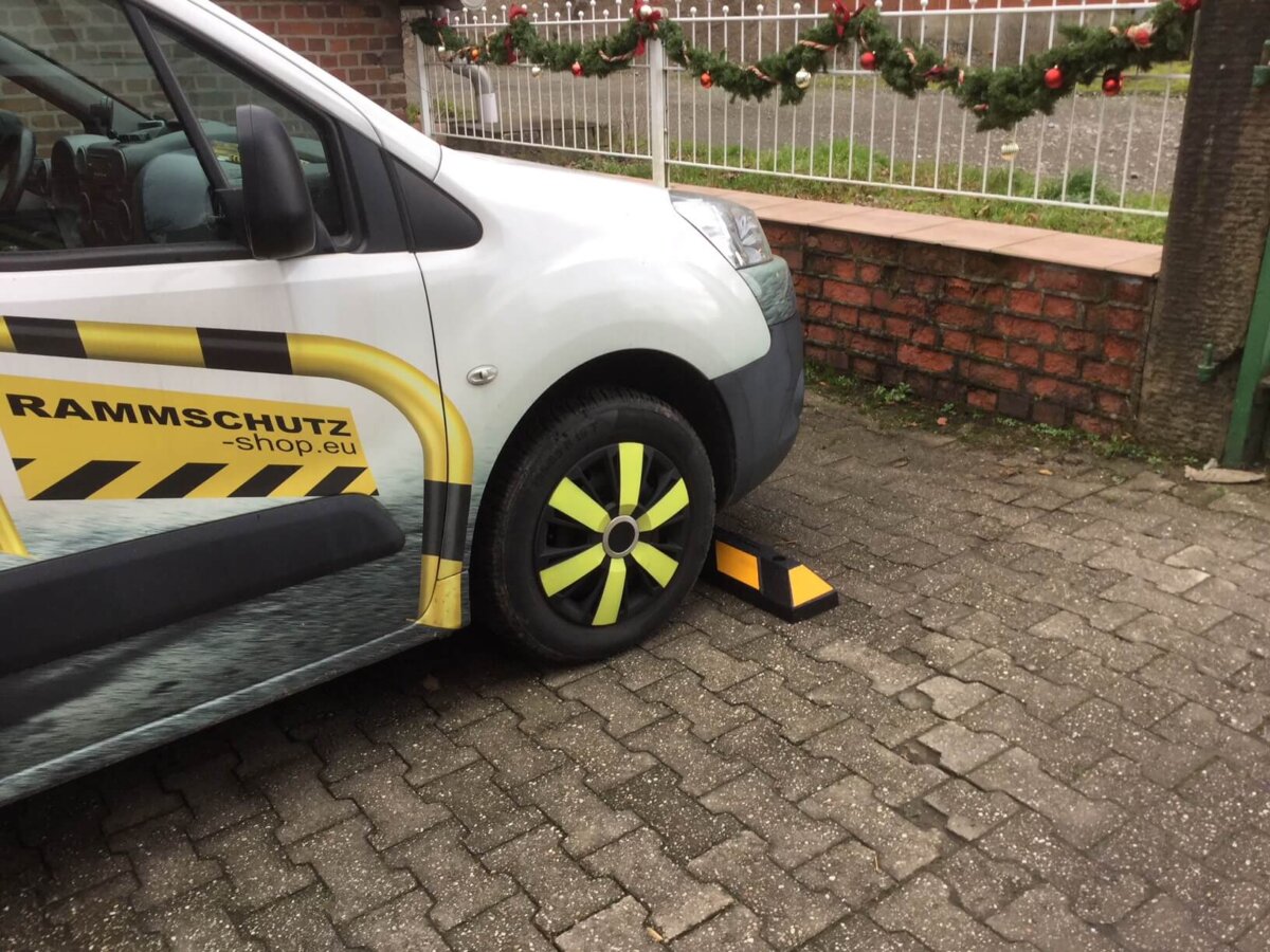 Rammschutz Radstopp Rollstopp Überfahrschutz Gummi 180 cm – Bild 2
